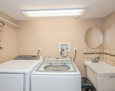 41 Eaton Road - Photo Thumbnail 12