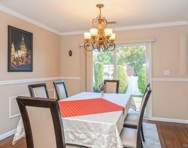 41 Eaton Road - Photo Thumbnail 4
