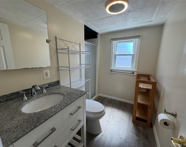 486 Silver Street - Photo Thumbnail 5
