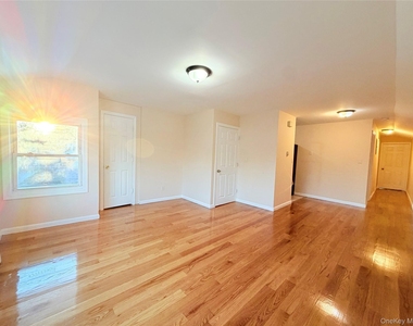 239-13 86th Avenue - Photo Thumbnail 1
