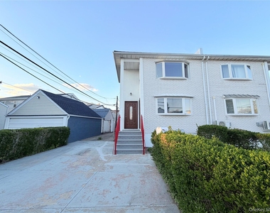 239-13 86th Avenue - Photo Thumbnail 18