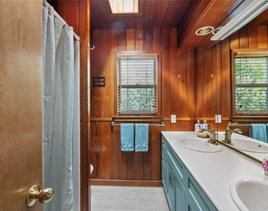 453 Dehnhoff Walk - Photo Thumbnail 5