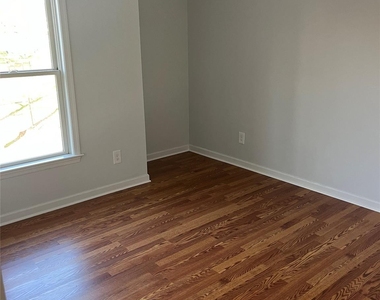 8 Marion Avenue - Photo Thumbnail 18