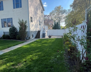 8 Marion Avenue - Photo Thumbnail 2