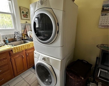 216 Union Avenue - Photo Thumbnail 14