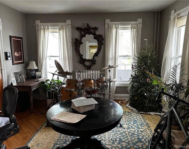 216 Union Avenue - Photo Thumbnail 10