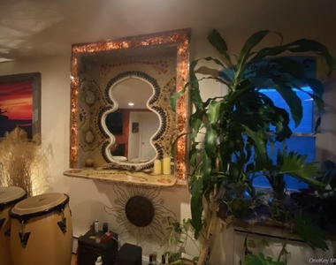 277 New York Avenue - Photo Thumbnail 8