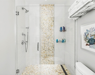 61 A South Bay Avenue - Photo Thumbnail 29