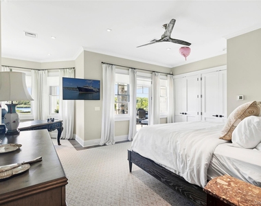 61 A South Bay Avenue - Photo Thumbnail 19