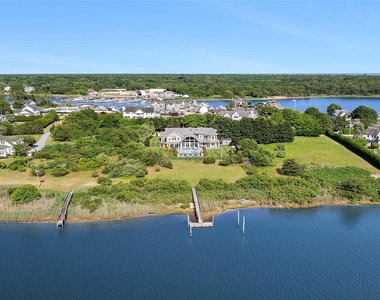 61 A South Bay Avenue - Photo Thumbnail 5