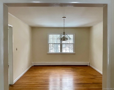 4 Briggs Lane - Photo Thumbnail 2