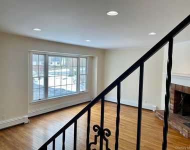 4 Briggs Lane - Photo Thumbnail 7
