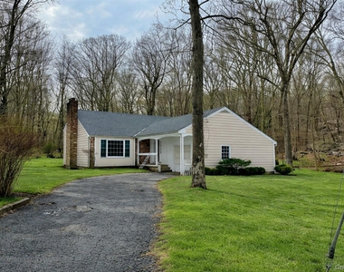 4 Briggs Lane - Photo Thumbnail 1