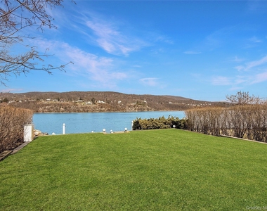 12 Hudson River Lane - Photo Thumbnail 1