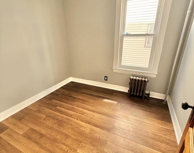 1120 Pleasant Street - Photo Thumbnail 7