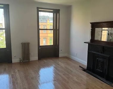 114 W 131st Street - Photo Thumbnail 4