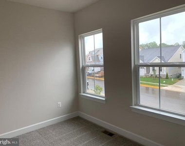 150 Boxelder Drive - Photo Thumbnail 18