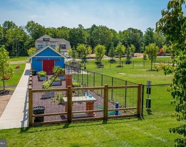 150 Boxelder Drive - Photo Thumbnail 27