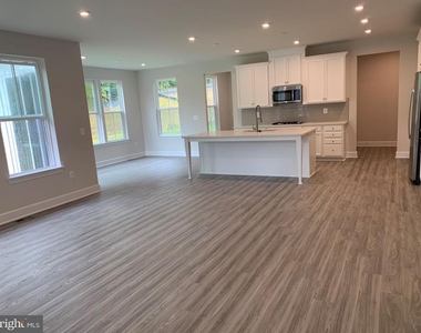 150 Boxelder Drive - Photo Thumbnail 2