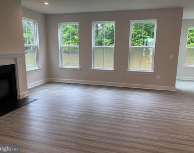150 Boxelder Drive - Photo Thumbnail 6