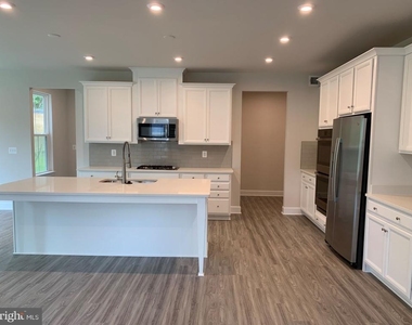 150 Boxelder Drive - Photo Thumbnail 3