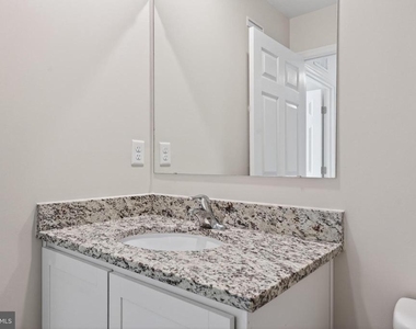 183 Caterpillar Drive - Photo Thumbnail 28