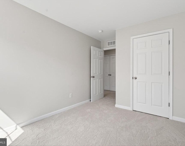 183 Caterpillar Drive - Photo Thumbnail 26