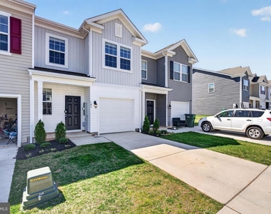 183 Caterpillar Drive - Photo Thumbnail 1