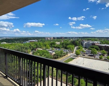 3709 S George Mason Drive - Photo Thumbnail 23
