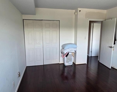 3709 S George Mason Drive - Photo Thumbnail 10