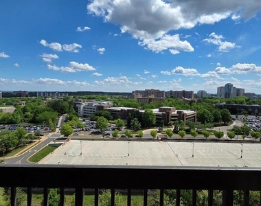 3709 S George Mason Drive - Photo Thumbnail 20