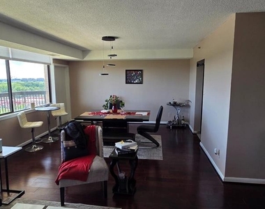 3709 S George Mason Drive - Photo Thumbnail 3