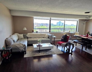 3709 S George Mason Drive - Photo Thumbnail 1
