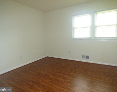 1744 Great Falls Street - Photo Thumbnail 10