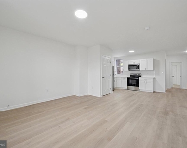5431 Walnut Street - Photo Thumbnail 1
