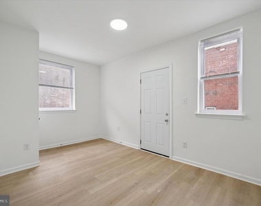 5431 Walnut Street - Photo Thumbnail 2