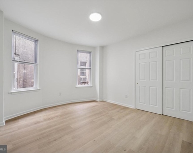 5431 Walnut Street - Photo Thumbnail 4