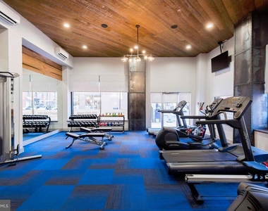 2100 Walnut Street - Photo Thumbnail 11