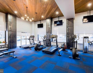 2100 Walnut Street - Photo Thumbnail 17