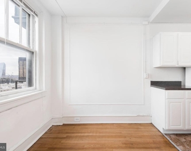 2100 Walnut Street - Photo Thumbnail 25