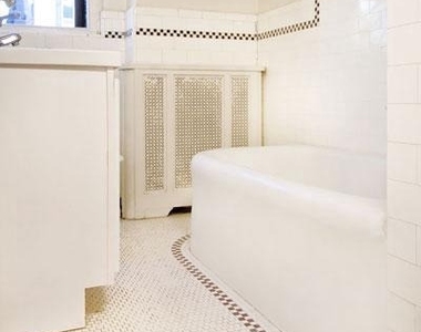 2100 Walnut Street - Photo Thumbnail 27