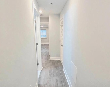 5233 Chancellor Street - Photo Thumbnail 12