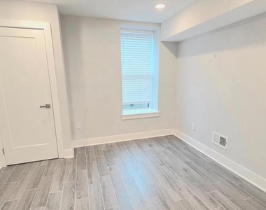 5233 Chancellor Street - Photo Thumbnail 18