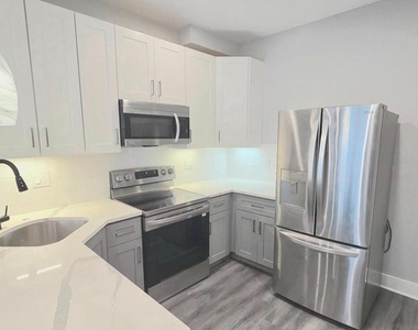 5233 Chancellor Street - Photo Thumbnail 1