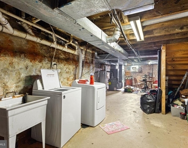 1910 N 17th Street - Photo Thumbnail 3