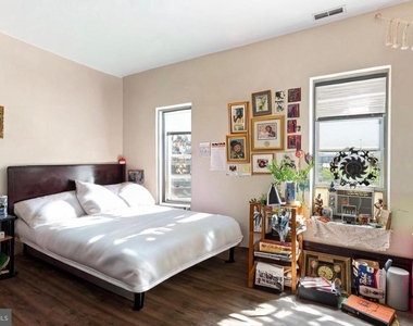 1910 N 17th Street - Photo Thumbnail 7