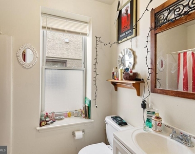 1910 N 17th Street - Photo Thumbnail 1