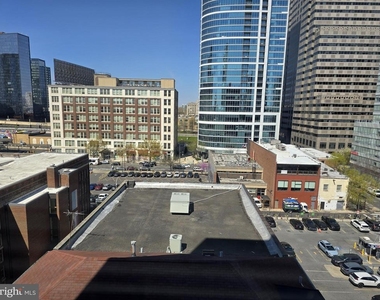2101-17 Chestnut Street - Photo Thumbnail 18