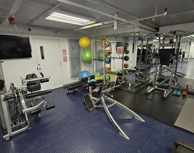 2101-17 Chestnut Street - Photo Thumbnail 23