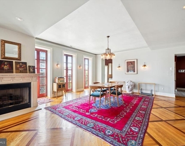 624 S 6th Street - Photo Thumbnail 1